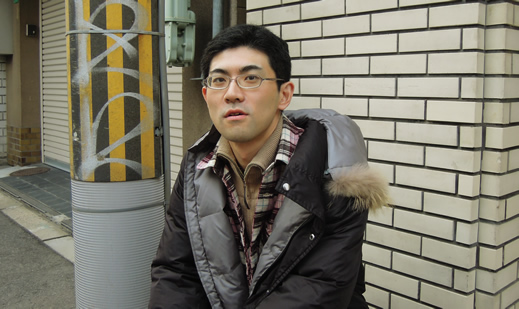 桐山 泰典