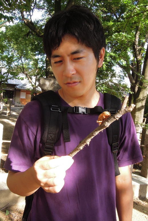 个寺 ギン