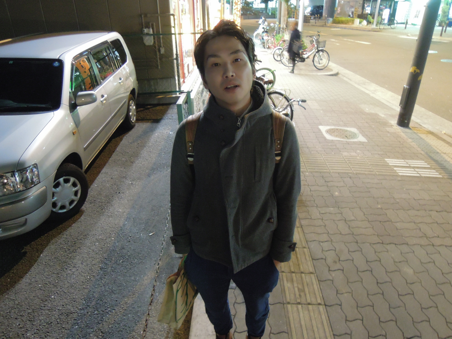 野村 侑志