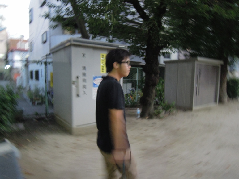 角田 行平