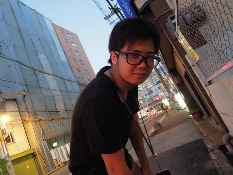 角田 行平