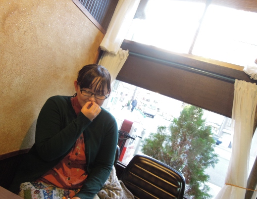 築地 静香