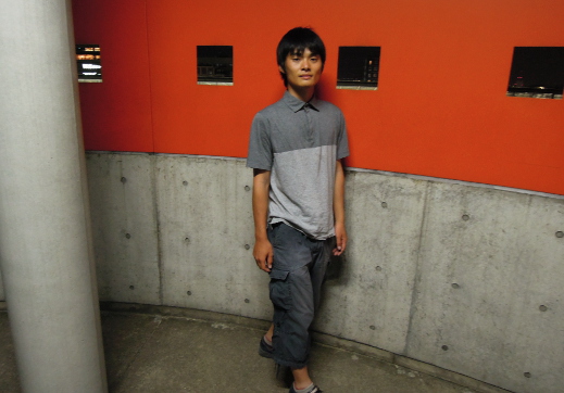 由良 真介